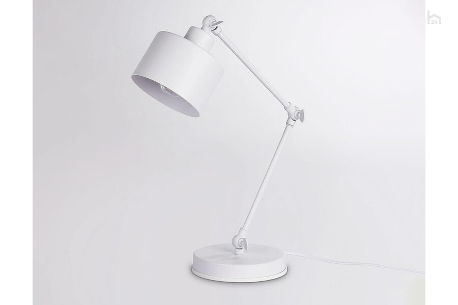 Настольная лампа Ambrella light Traditional TR8152 - фото товара 1725379 из 6