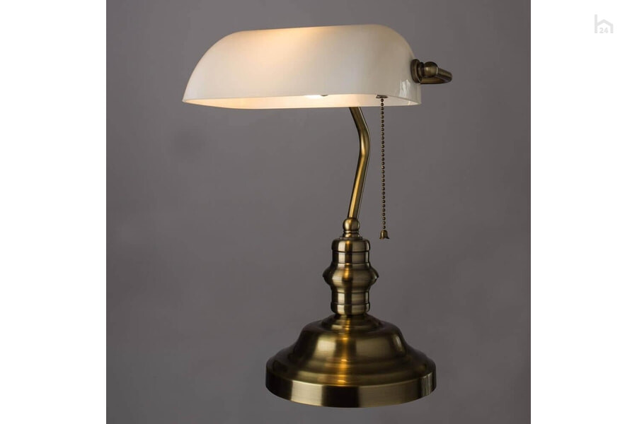  Настольная лампа Arte Lamp Banker A2493LT-1AB Бронза/Белый - фото товара 3 из 3
