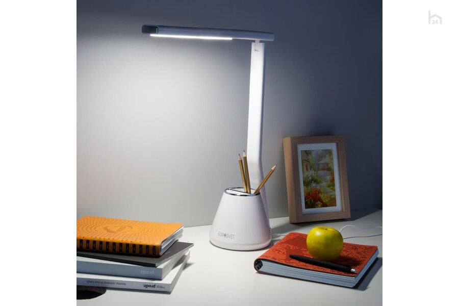 Настольная лампа Eurosvet Office 80421/1 белый - фото товара 1764848 из 4